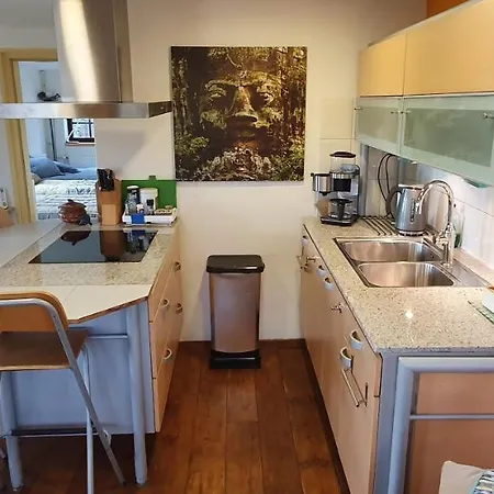 Art, Bed and breakfast Velden