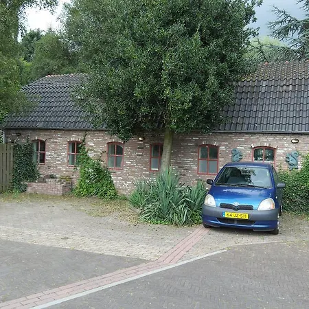 Bed & Breakfast Art, Velden