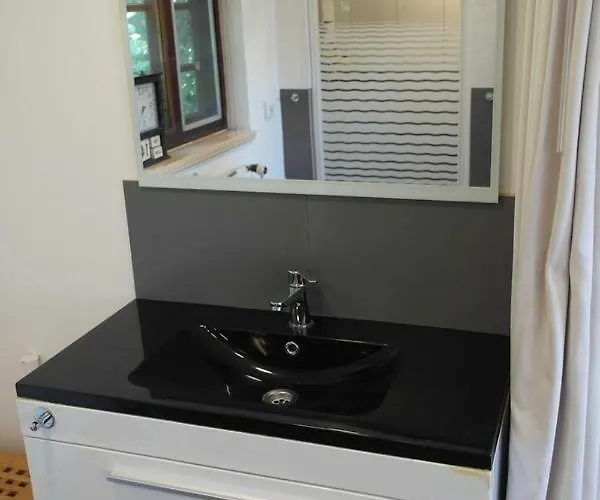 Alojamento de Acomodação e Pequeno-almoço Art,